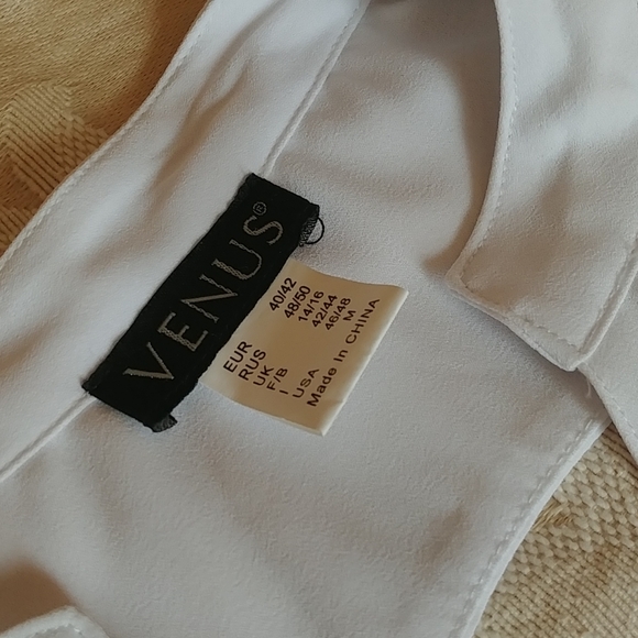 Venus Tank zip up front - Picture 3 of 3